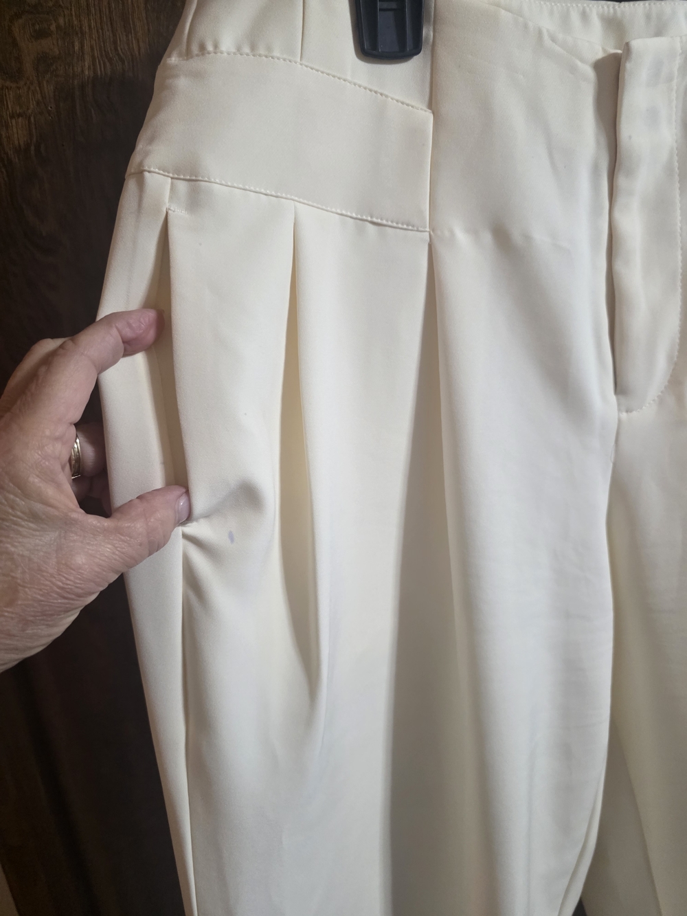 Women's Cream Pleated Dress Pants
